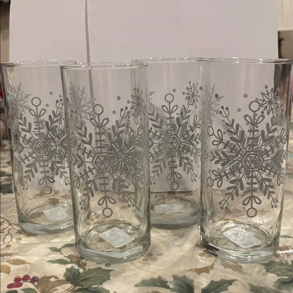 4 Cristar Lexington Cooler Decor Glitter Snowflakes Glasses- 16.5 oz - Picture 5 of 9